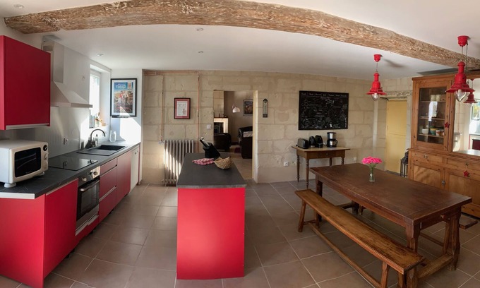 Allonnes House | Discover Le gîte de Russé: Country House by Vineyards
