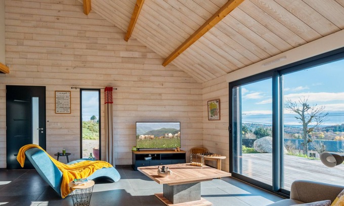 Le Buisson House | Family-Friendly House with Kitchen & Comfort Amenities