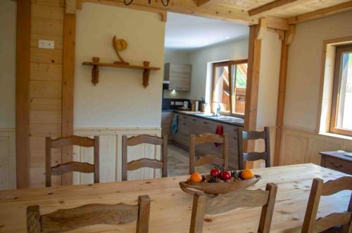 Auneau House | Family-Friendly Retreat at le gîte du Wildbach - Guest Rated 9.8
