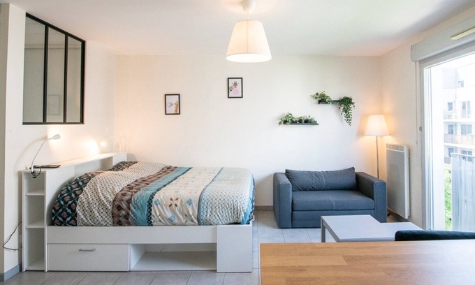 Charpennes - Charmettes Apartment | Tranquil Le Gaïa: Perfectly Located with Family-Friendly Amenities
