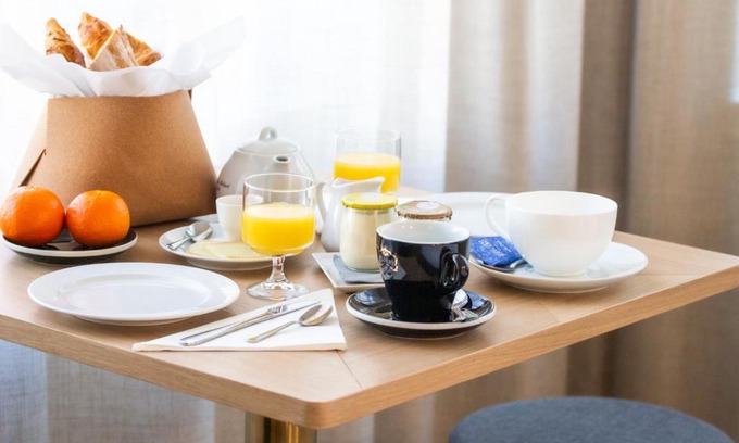 Biarritz City Centre Hotel | Discover Le Gamaritz: Oceanfront Paradise with Breakfast