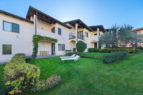 Polpenazze del Garda Apartment | Pet Friendly Retreat: Le Giare PT-7 with Pool & More!