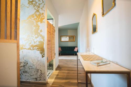 Laval Apartment | Pet-Friendly LE GOLD Gare SNCF: Calm Residence & 9/10 Rating