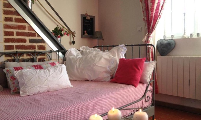 Dorengt House | Child-Friendly Retreat at Le Grand Gîte - Rated 9/10 by Guests