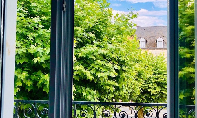 Quartier Saint-Martin Hotel | Visit Le Grand Hôtel: Family-Friendly with Great Amenities