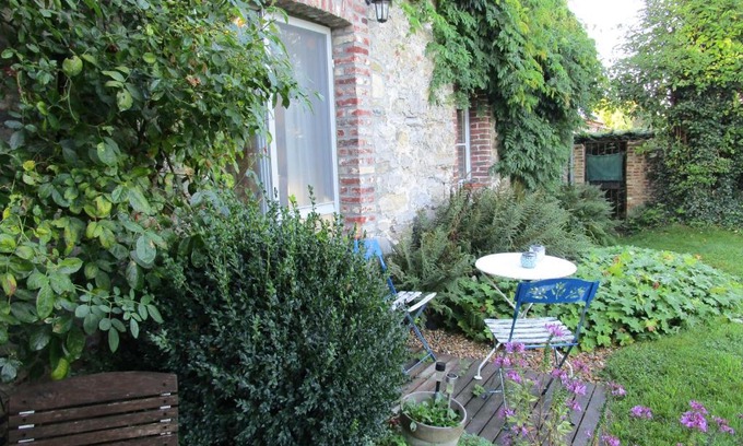 Maubray House | Discover Le Grenier du Marais: Family-Friendly Retreat