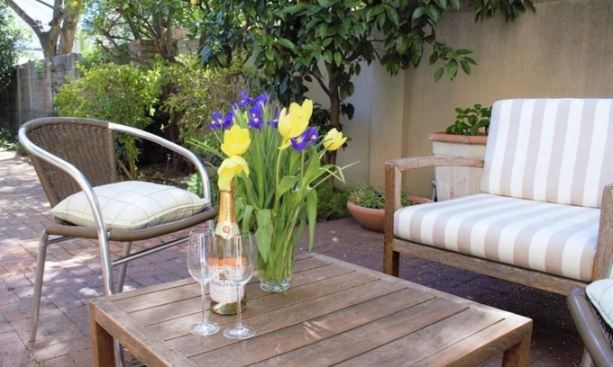 Franschhoek House | Chic Le Habitat 6 Townhouse in the Heart of Winelands