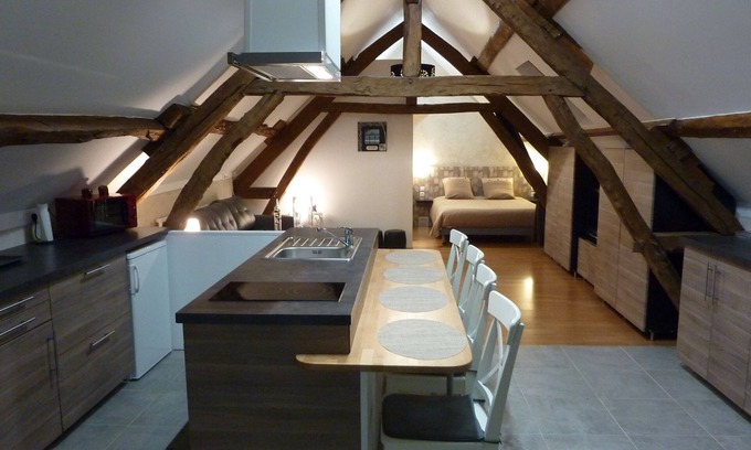 Breval Apartment | Experience Le Havre de Breval: Family-Friendly Retreat