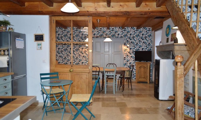 Tenay House | Cozy Le Jargoy Gîte in Tenay with Family-Friendly Amenities