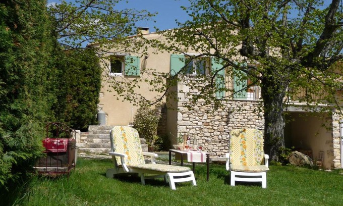 Sault House | Experience Tranquility at Le Jas de Verdolier