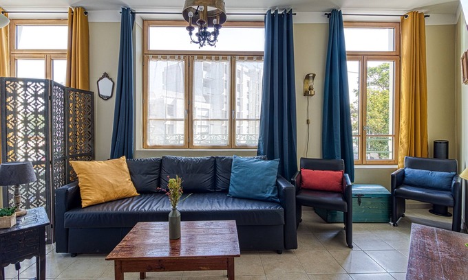 Gare Apartment | Le Jules Verne: Central Location with Spa & Sauna Access