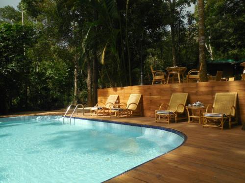 Kandy Hotel | Discover Le Leopard d'Argent: A 4-Star Family Retreat