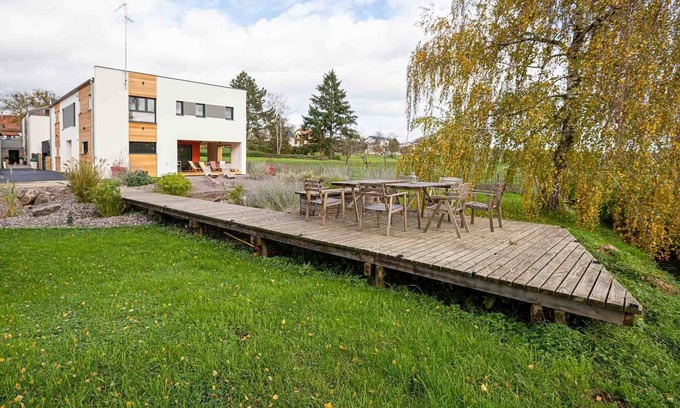 Griesheim-pres-Molsheim Villa | Guest Rated: Le Lodge with Countryside Views & Pet-Friendly