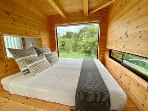 Hyuga Cabin | Family-Friendly Retreat at Le Lodge Mimitsu Awaits You