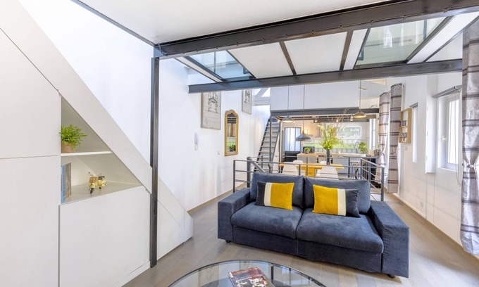 Notre-Dame Apartment | Top-Rated Le Loft - Les Demoiselles: Family-Friendly Stay