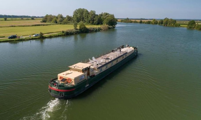 Eckwersheim Apartment | Child-Friendly Retreat: Le Logement du Marinier Awaits