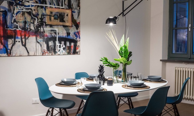 Parma City Centre Apartment | Perfectly Located Le Logge 2 Apartment with Top Amenities