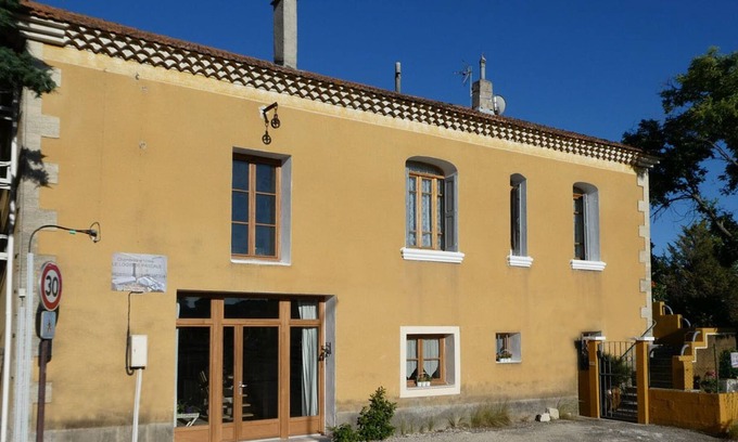 Caromb Bed & Breakfast | Le logis de Pascale