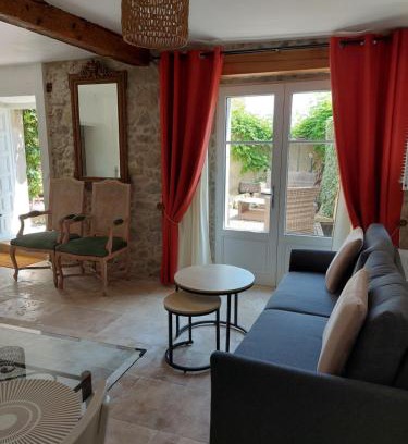 City of Carcassonne House | Discover Le Logis des Remparts in the Medieval Heart