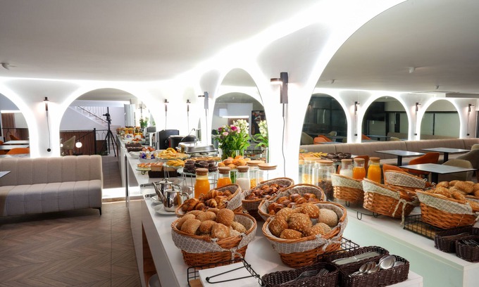 Agdal Hotel | Discover Le M Hôtel: Family-Friendly with Breakfast Included