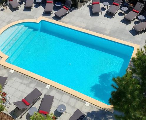 Merignac Hotel | Relax at Le M & Spa: A 4-Star Oceanfront Oasis