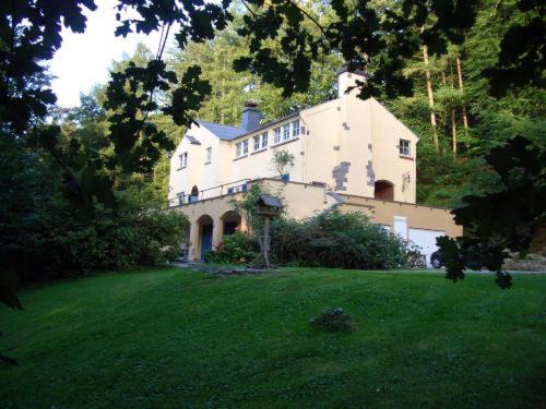 Ottignies-Louvain-la-Neuve Bed & Breakfast | Pet-Friendly Retreat at Le Manoir De Morimont Awaits
