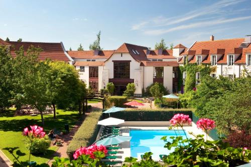 Gressy Hotel | Relax at Le Manoir de Gressy with Ocean Views & Spa