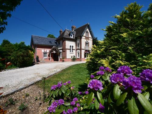Louviers House | Relax at Le Manoir de Louviers with Oceanfront Spa Access