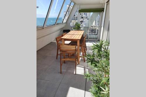 La Grande-Motte Apartment | Unforgettable Views at Le Maradiva - Family-Friendly Retreat