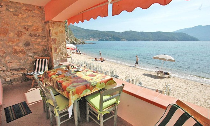 Scaglieri House | Experience Comfort at Le Maree La Spiaggia - 4 Star Retreat