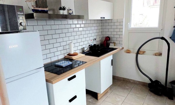 Saint-Pierre-des-Corps Apartment | Experience Le Maritime du V.e.l.p.a.u - Duplex with Spa & Hot Tub