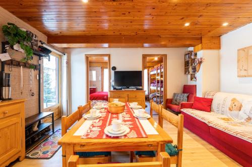 La Giettaz Apartment | Discover Le Marmotton: Family & Pet-Friendly Retreat