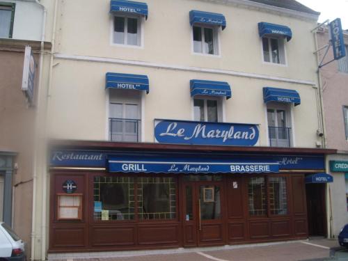 Blanzy Hotel | Pet-Friendly Retreat at Le Maryland with Family Amenities