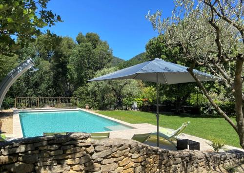 Seguret Bed & Breakfast | Experience Oceanfront Relaxation at Le Mas Carré Séguret