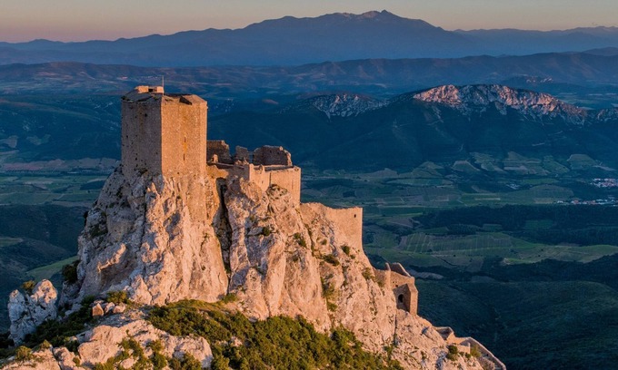 Lezignan-Corbieres Villa | Discover Le Mas des Oliviers: Family-Friendly Retreat