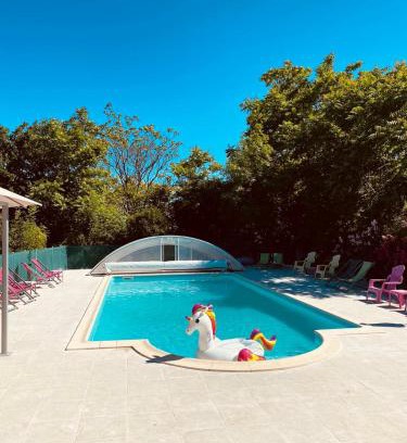 Fargues House | Inviting Le Mas des Papillons with Pool and Spa Amenities