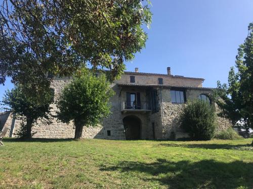 Lablachere Bed & Breakfast | Discover Le Mas Vivarés: Family-Friendly Stay with Pool