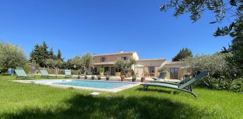 Bagard House | Discover Le Mazet de la Draille - Pool, Jacuzzi & Scenic Views