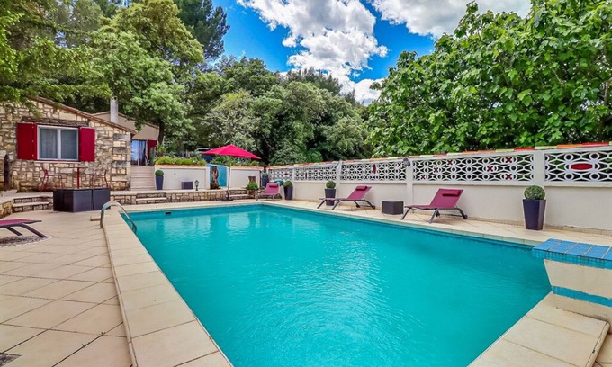 Comps Cottage | Discover Le Mazet de Soulain: Poolside Retreat Awaits