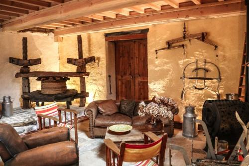 Saint-Denis-les-Bourg House | Discover Le Moulin de Chamambard: Pet & Child Friendly Stay