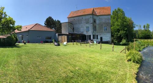 Pernois House | Explore Comfort at Le Moulin du Soudet - Pet Friendly & Spa