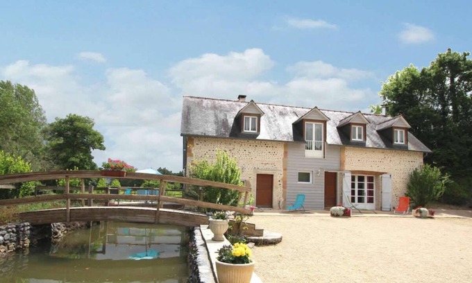 Miossens-Lanusse House | Discover LE Mouly Grand Gite - Family Friendly Retreat