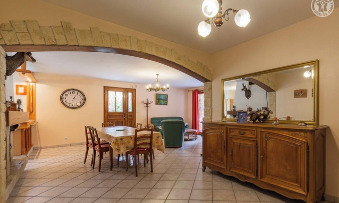 Sainte-Reine House | Family-Friendly Retreat at Le Murger - Sainte Reine