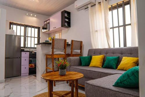 Lome Apartment | Discover Le Nid des Lys: Pet-Friendly Getaway with Top Reviews