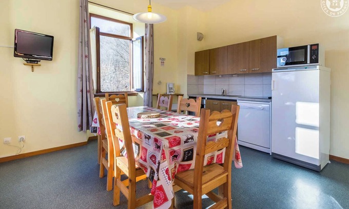 Montgellafrey House | Pet-Friendly Retreat at LE NIZERAN n°2 in Saint Francois