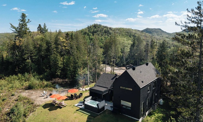 Saint Come Ski Chalet | Experience Relaxation at Le Nordet - Spa & Play Room