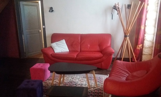 Paizay-le-Sec House | Experience Le Numero 4: Pet-Friendly Stay for Up to 14