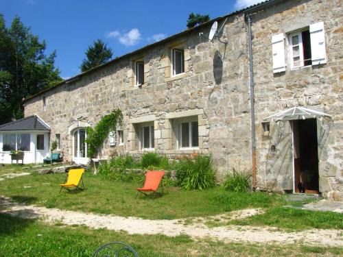Saint-Andre-en-Vivarais House | Relax at Le Péché de Paresse with Ocean Views & More