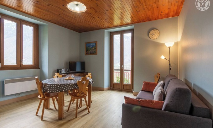 Les Chavannes-en-Maurienne House | Discover LE PRESBYTERE - Perfect for Families in Maurienne