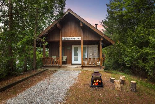 Sainte-Lucie-des-Laurentides House | Family-Friendly Le P'tit Bonheur - Beach with Activities